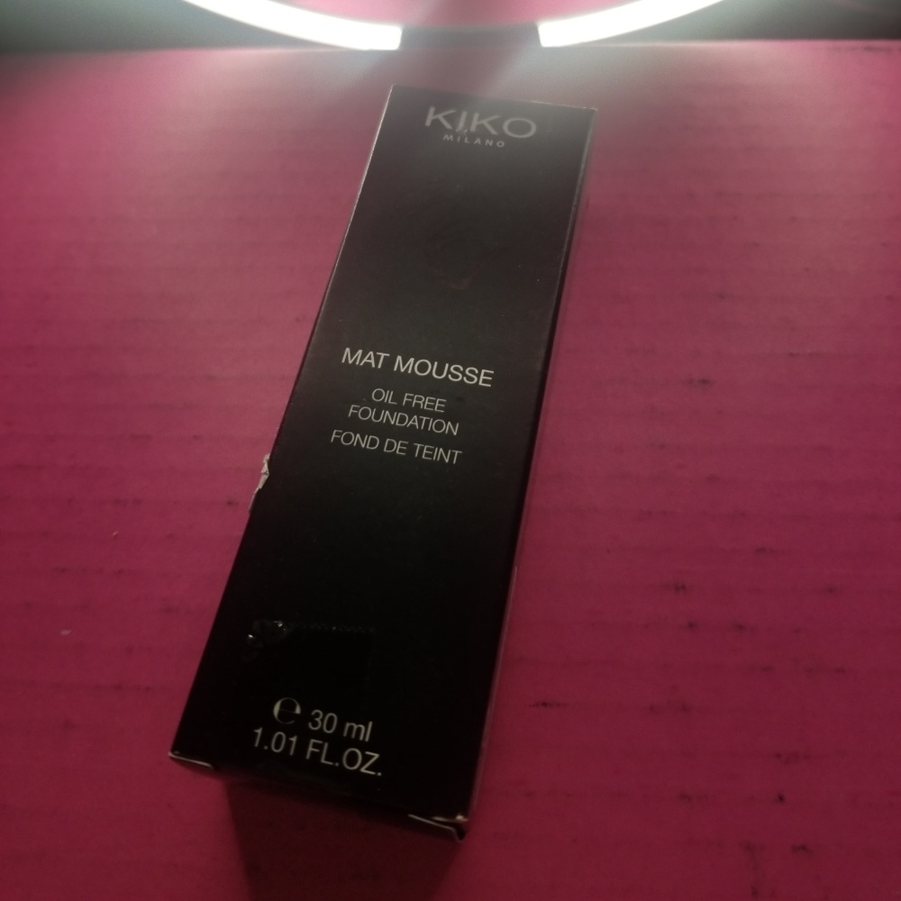 Kiko Milano Mat Mousse Foundation WB170